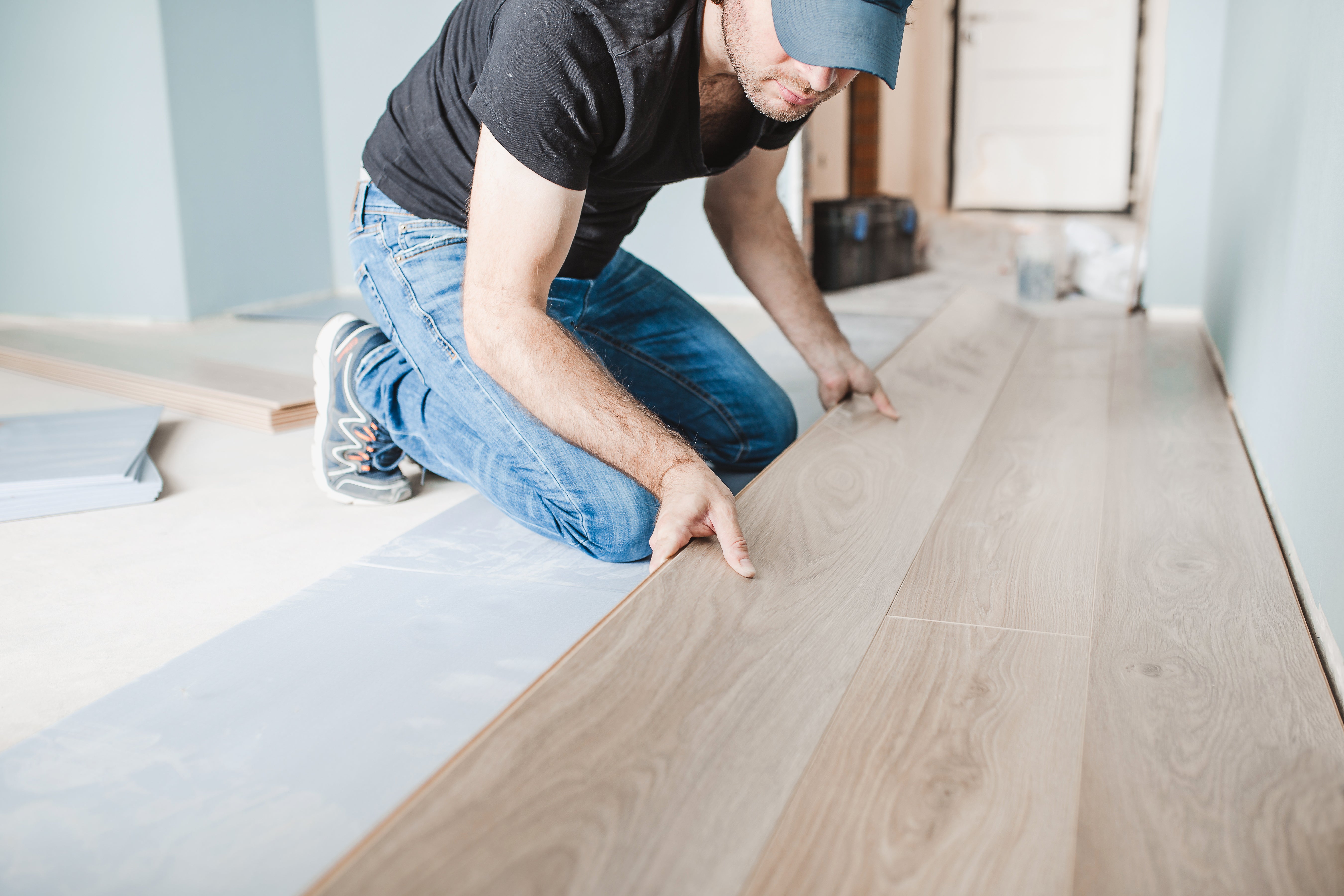 Perfect Alignment with Room Laser Level - Customer Success Story – HUEPAR US